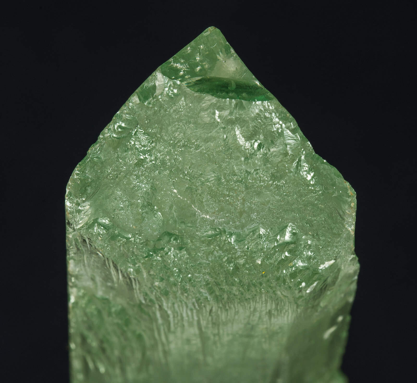 specimens/s_imagesAO8/Spodumene_hiddenite-TRT37AO8b.jpg