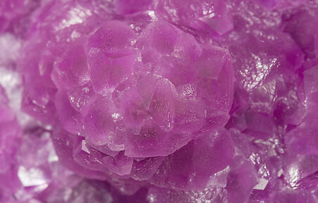 Calcite (variety Co-bearing calcite). 