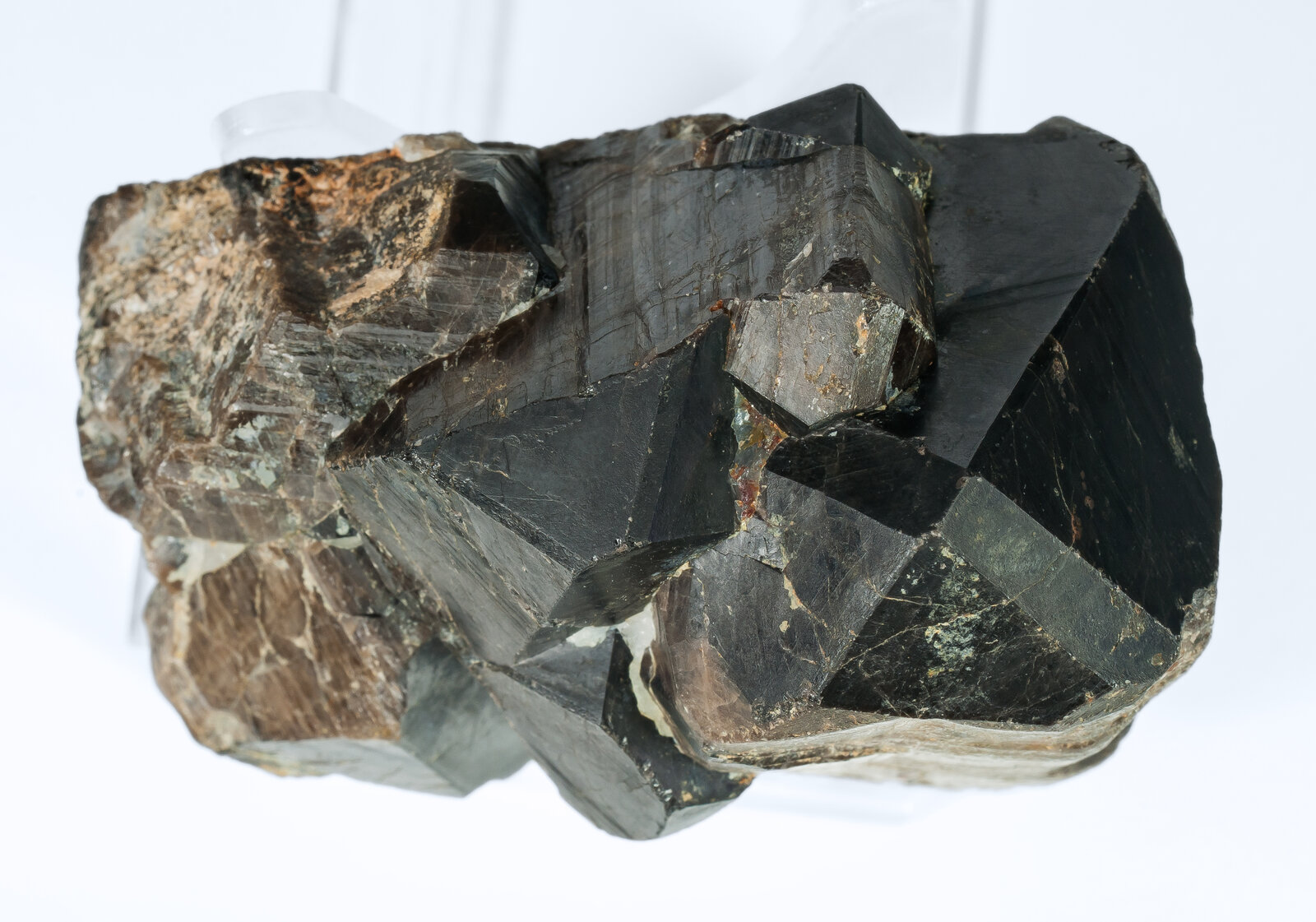 specimens/s_imagesAO9/Cassiterite-ELR66AO9t2.jpg