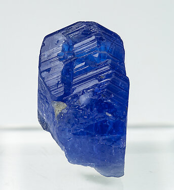 Zoisite (variety tanzanite).