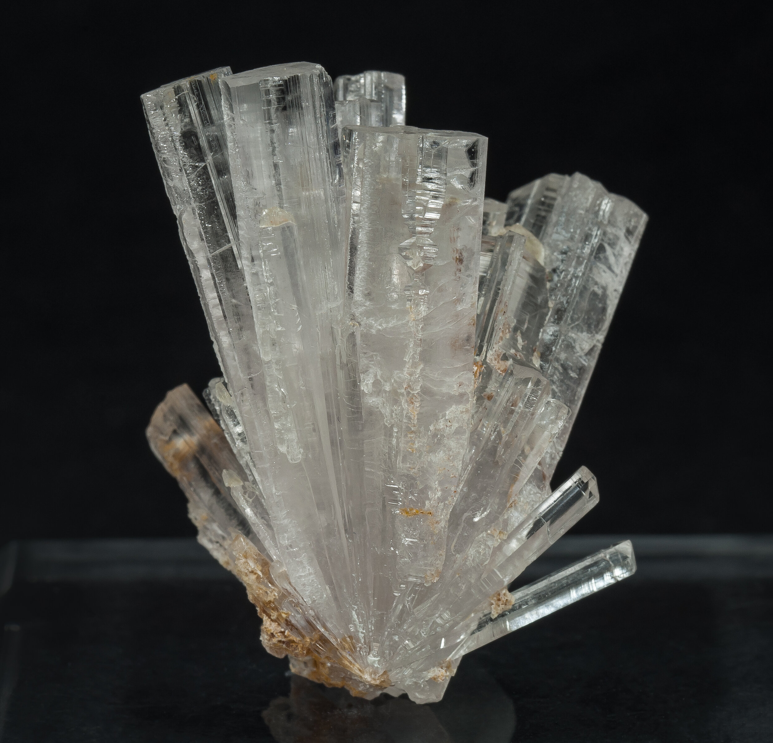 specimens/s_imagesAP0/Aragonite-ERB47AP0f.jpg