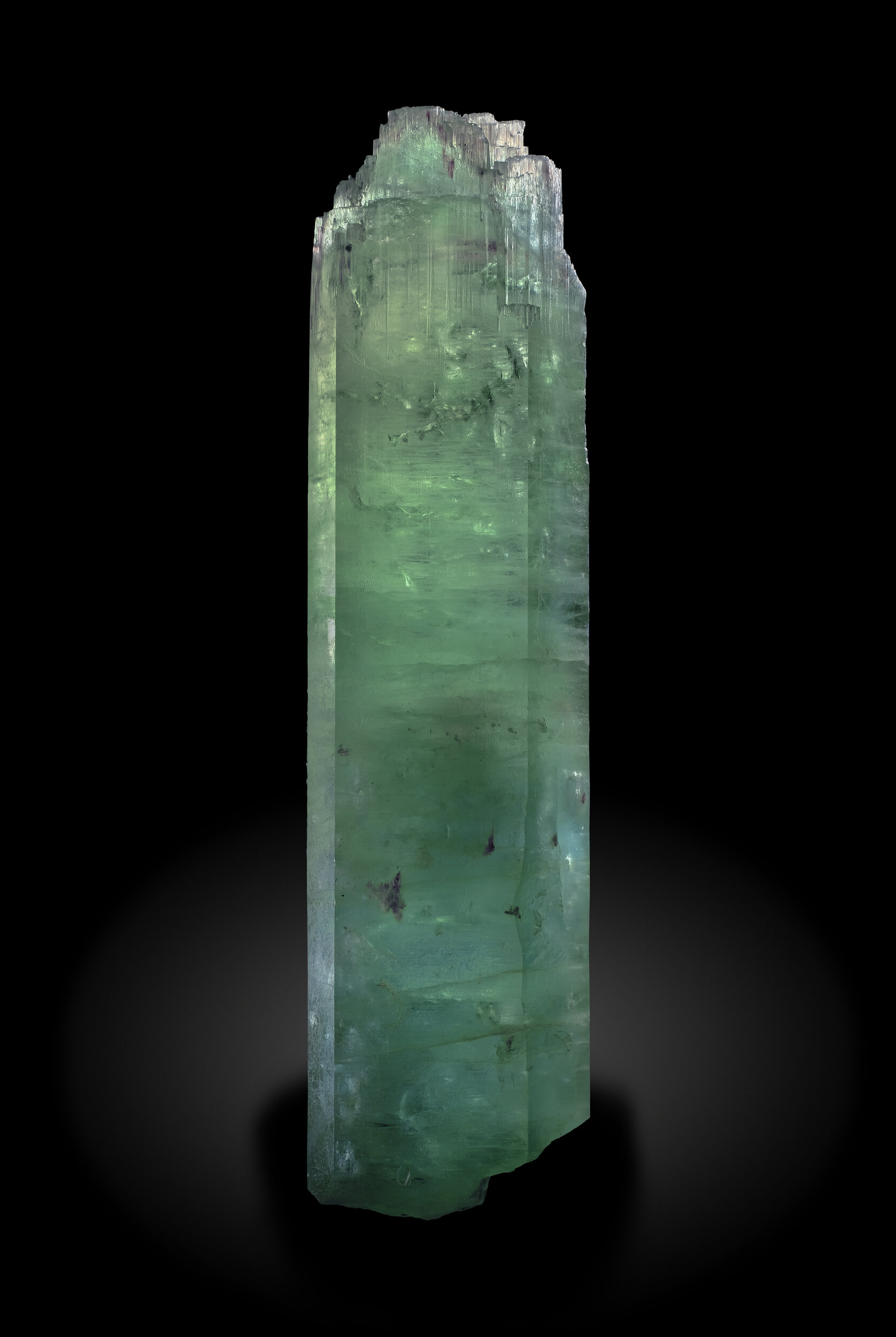 specimens/s_imagesAP0/Beryl_aquamarine-EMP70AP0_4816_f.jpg