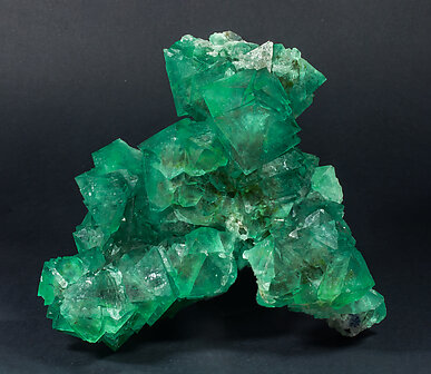Fluorite (octahedral) with Quartz. Side