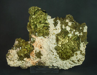 Chalcopyrite with Dolomite and Siderite.