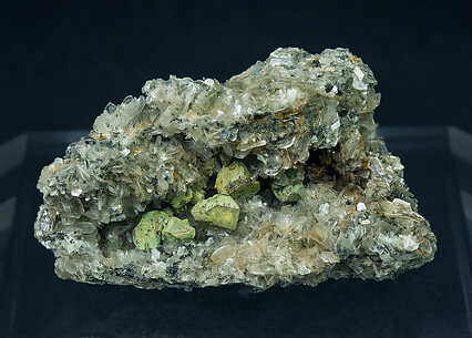 Ksterite coated by Mushistonite and on Muscovite. 