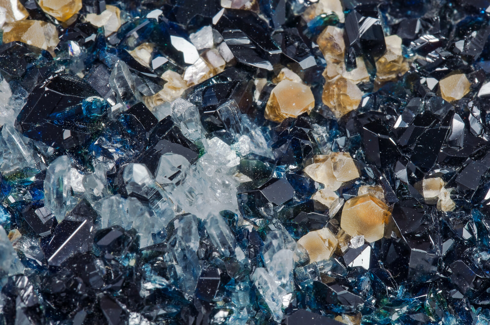 specimens/s_imagesAP1/Lazulite-BFR74AP1d.jpg