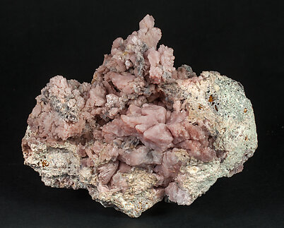 Quartz (variety rose quartz). Front