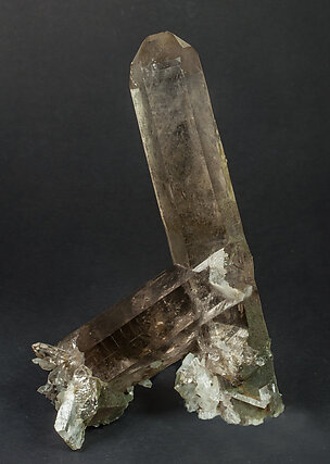 Quartz (variety smoky) with Albite.