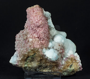 Talmessite coating Calcite and with Calcite.