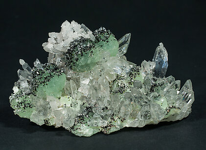 Babingtonite on Prehnite and Quartz.