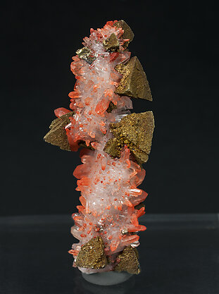 Chalcopyrite on Quartz with iron oxides inclusions. Front