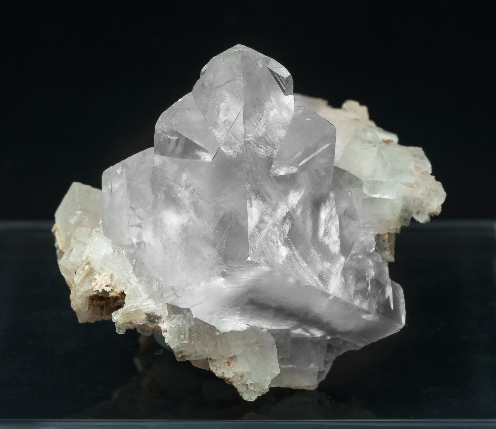specimens/s_imagesAP2/Dolomite-JFD182AP2f.jpg