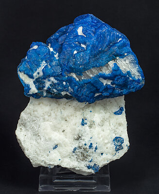 Lazurite with Calcite. Front