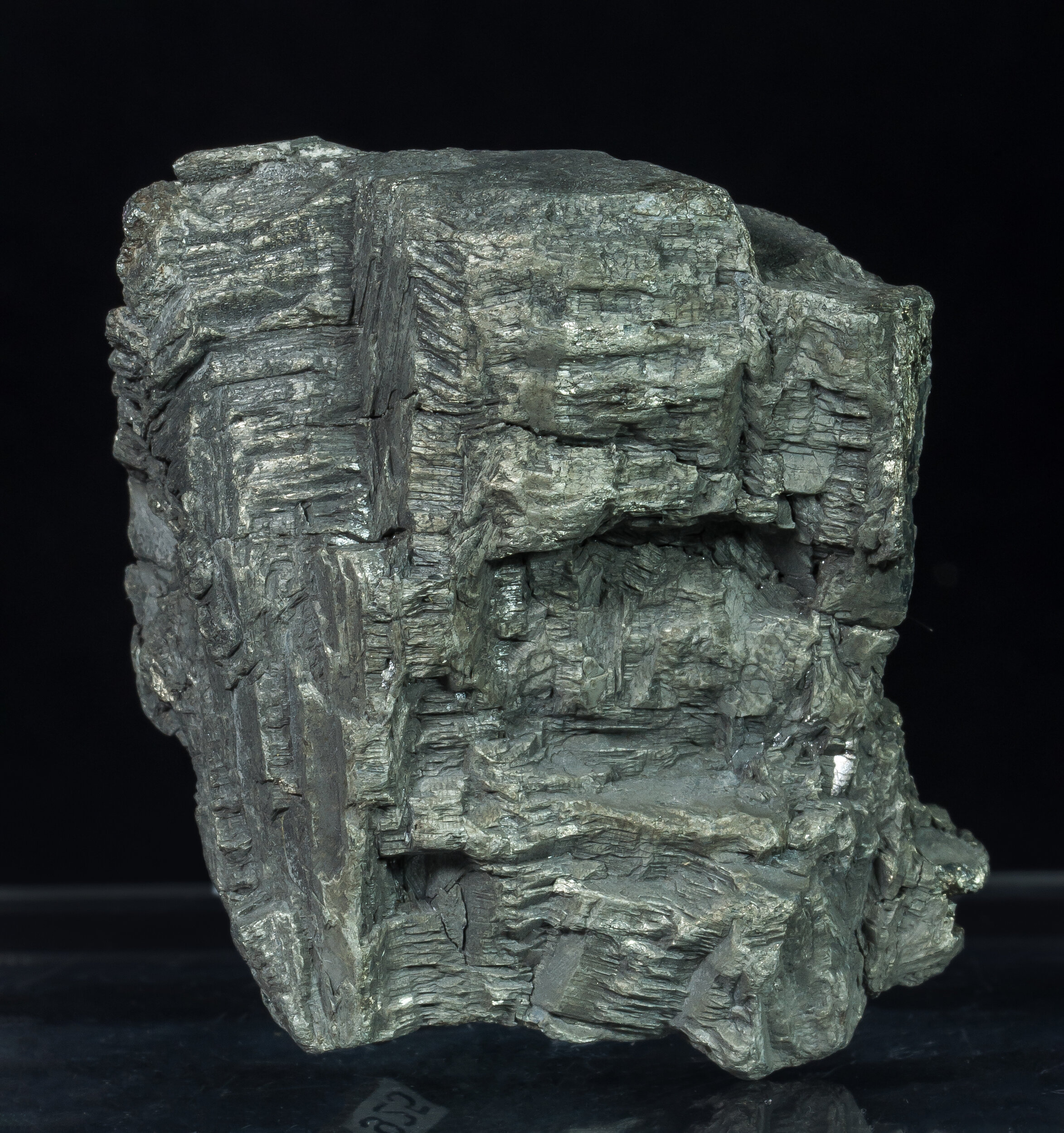 specimens/s_imagesAP3/Antimony-MAE37AP3f.jpg