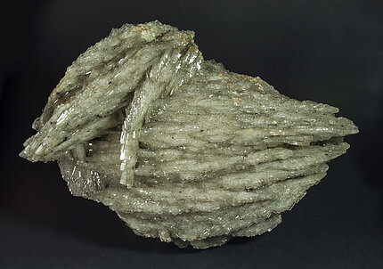 Baryte with Chalcopyrite. Front