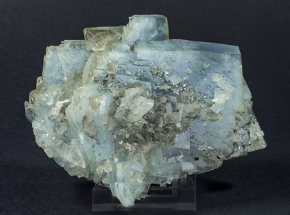 Baryte with Chalcopyrite. Rear