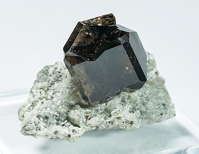 Cassiterite with Quartz. Side