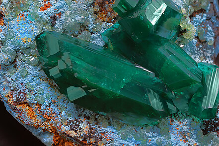 Dioptase on Plancheite. Detail / Photo: Joaquim Callén