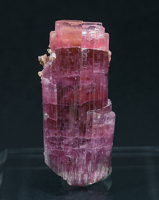 Elbaite-Schorl Series (variety rubellite) with Microcline. Side