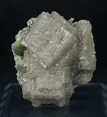 Fluorapatite with Chlorite.