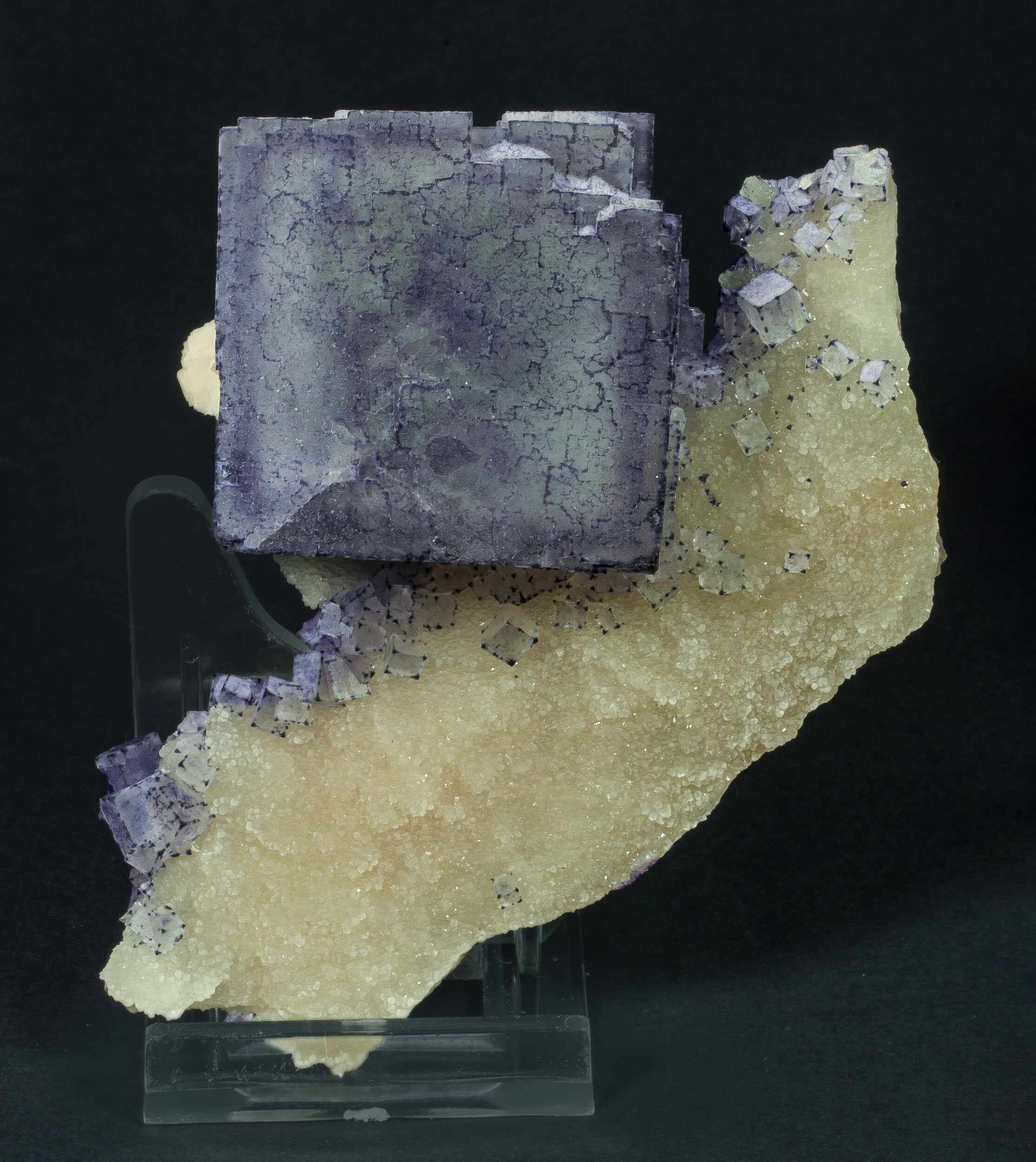 specimens/s_imagesAP3/Fluorite-EFM71AP3f.jpg