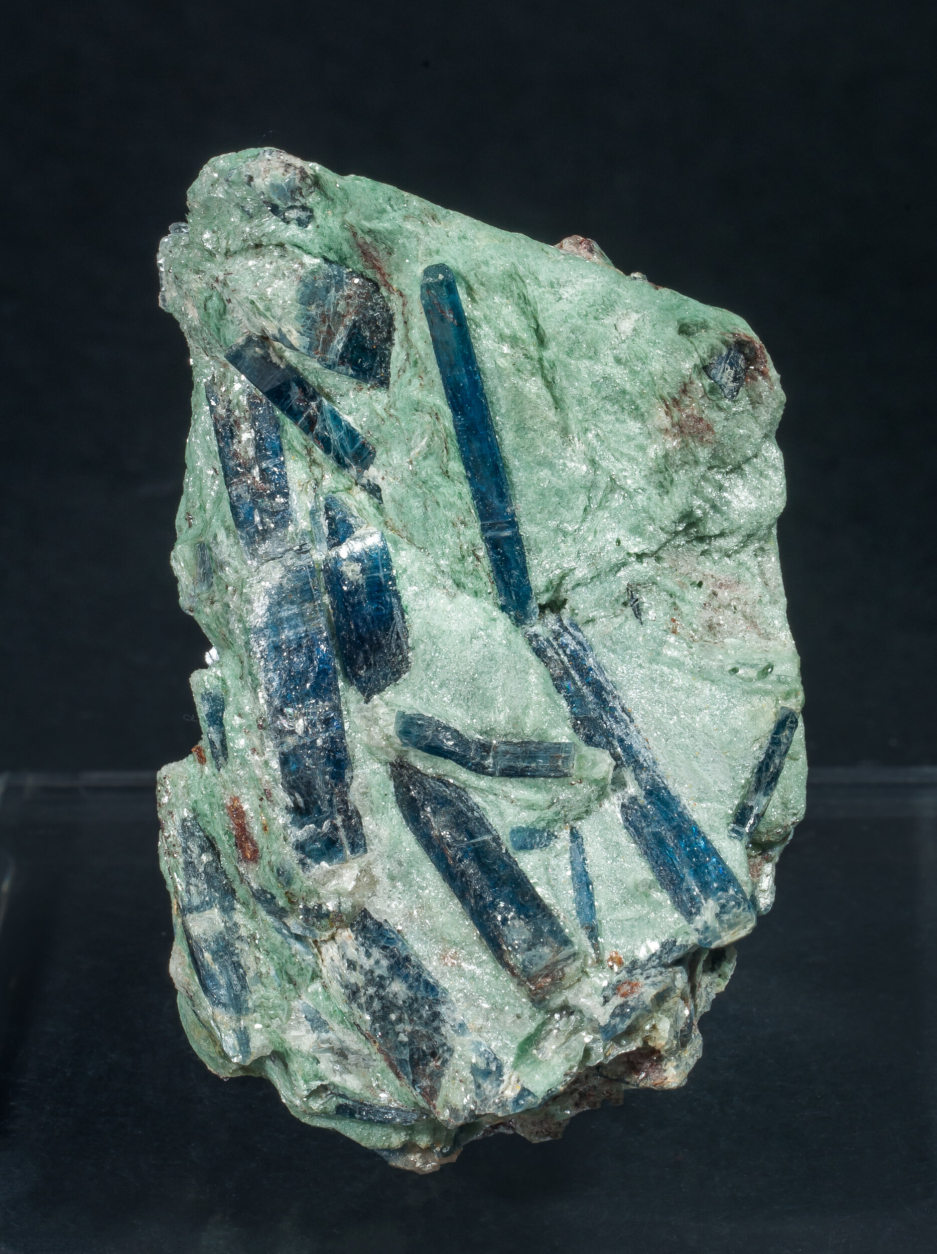 specimens/s_imagesAP3/Kyanite-MXE96AP3s.jpg