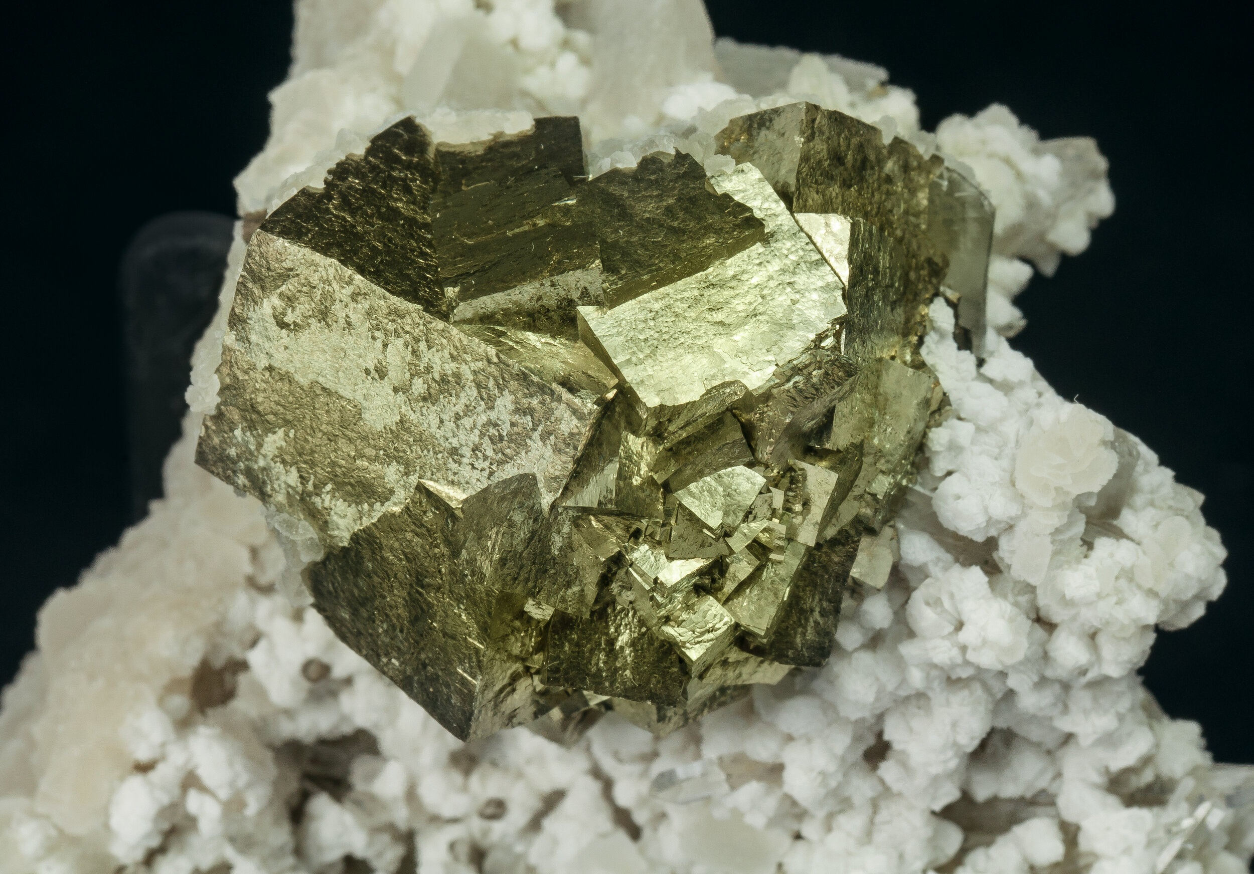 specimens/s_imagesAP3/Pyrite-TLR96AP3d.jpg