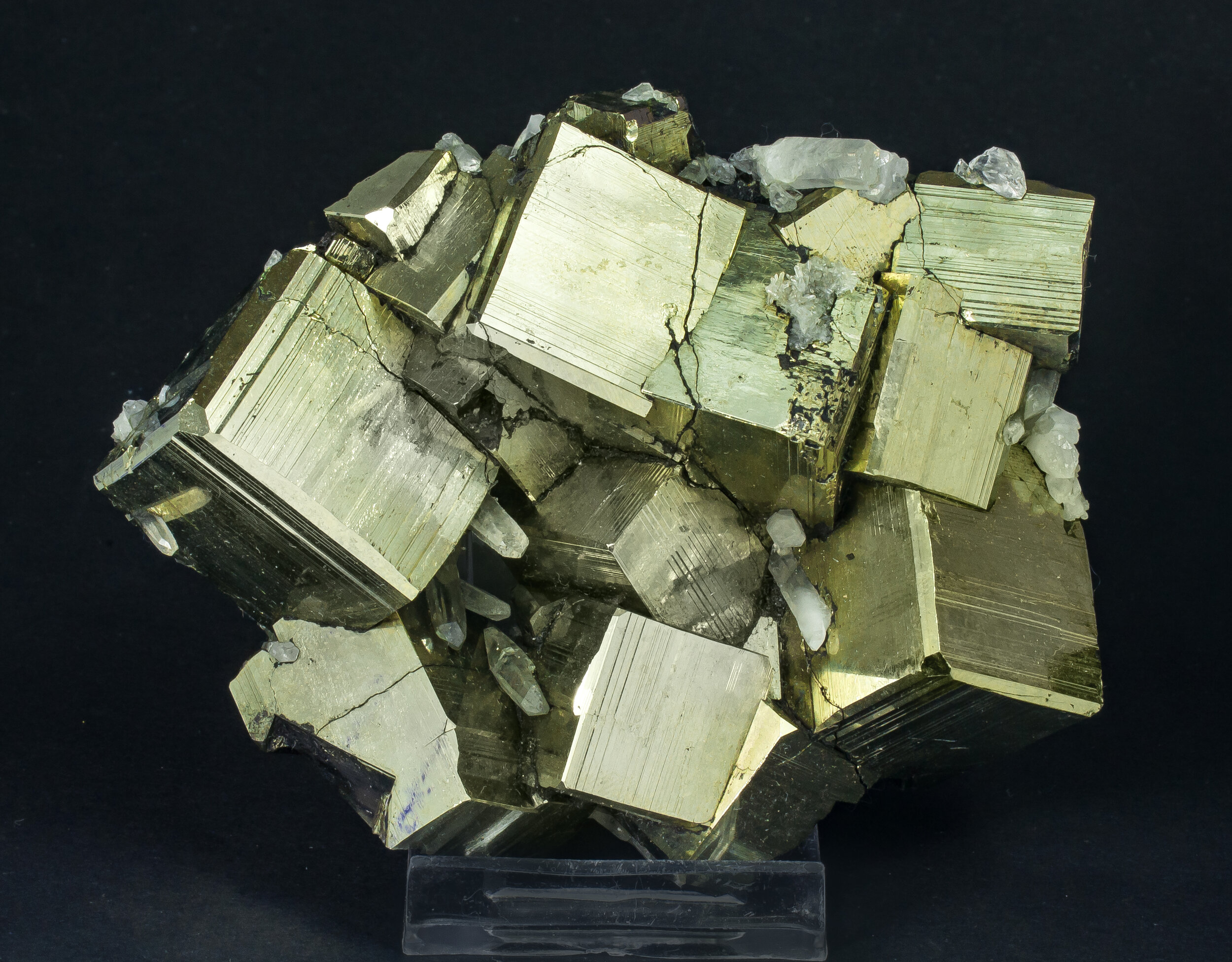 specimens/s_imagesAP3/Pyrite-TMX87AP3f.jpg