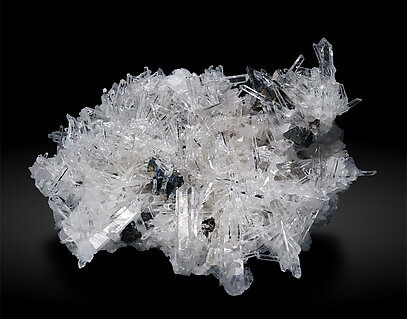 Quartz with Chalcopyrite.