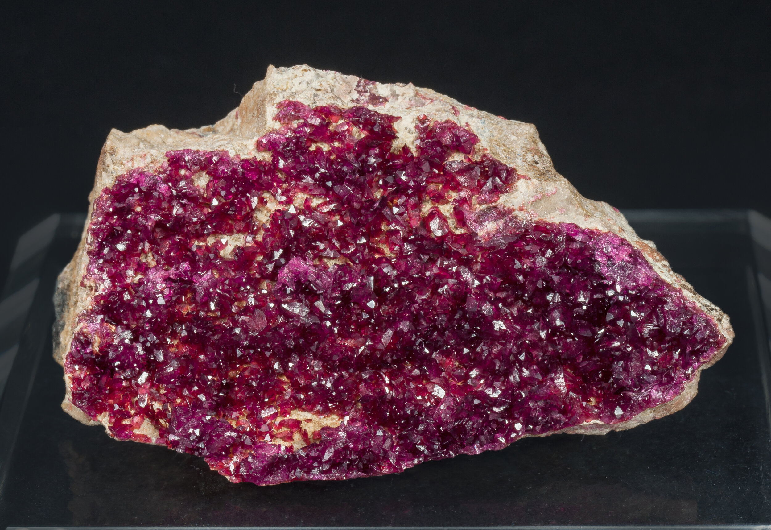 specimens/s_imagesAP3/Roselite-ELB27AP3f.jpg