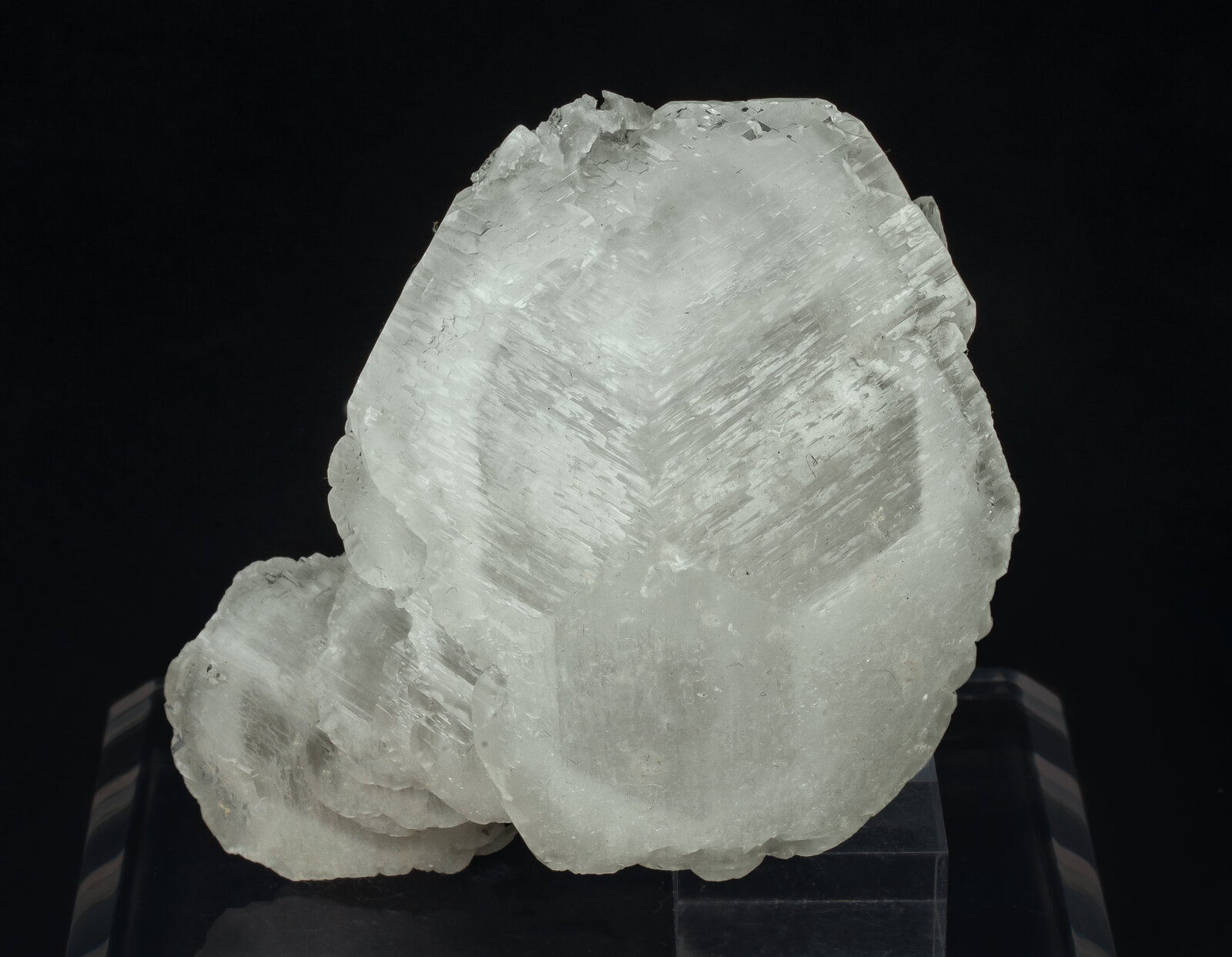 specimens/s_imagesAP4/Calcite-JFD197AP4s.jpg