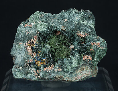 Ferro-actinolite with Plagioclase, Pyroxene (variety uralite) and Pyrite. 