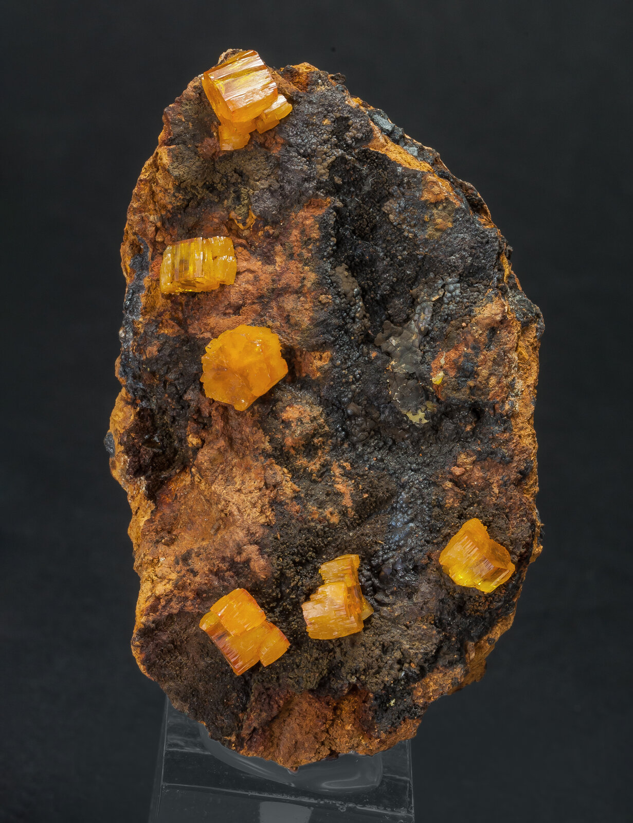 specimens/s_imagesAP4/Mimetite-TBM37AP4f.jpg