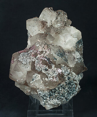 Quartz with Hematite and Calcite.