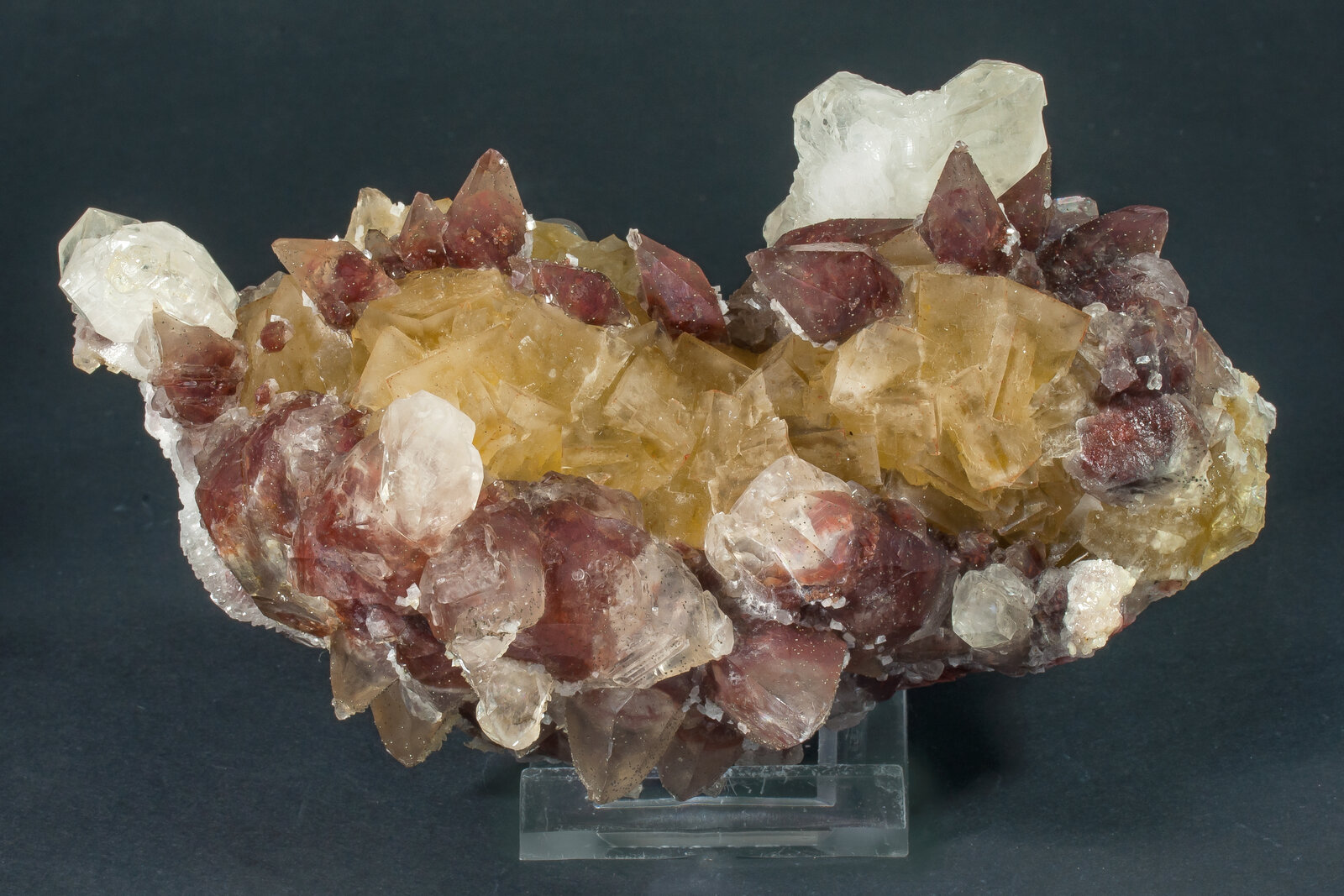 specimens/s_imagesAP5/Calcite-TRX87AP5s.jpg