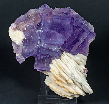 Fluorite with Baryte.