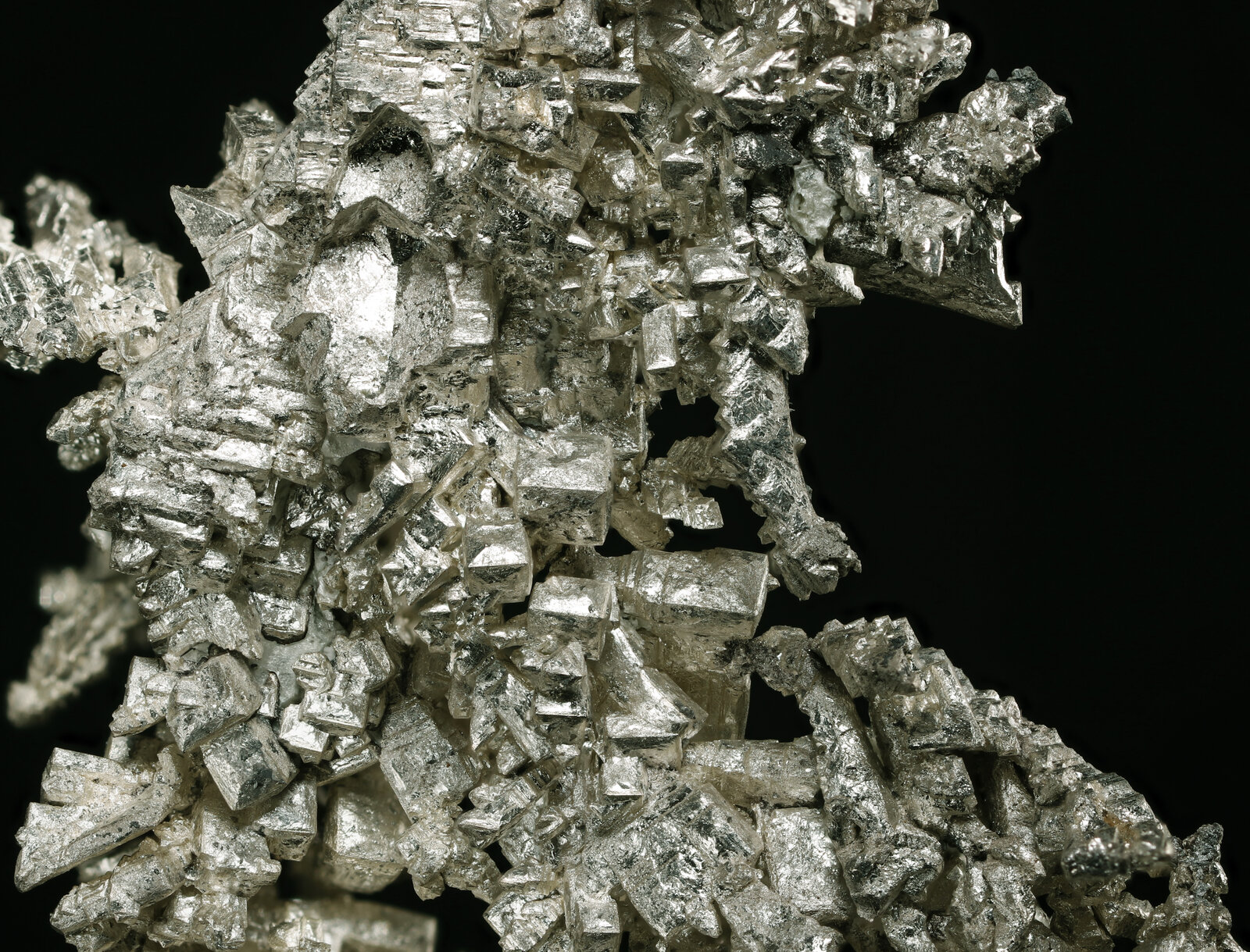 specimens/s_imagesAP5/Silver-MHA96AP5_006_d1.jpg