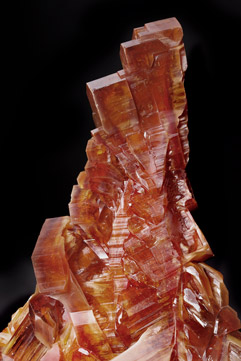 Vanadinite with Baryte. Detail / Photo: Joaquim Calln