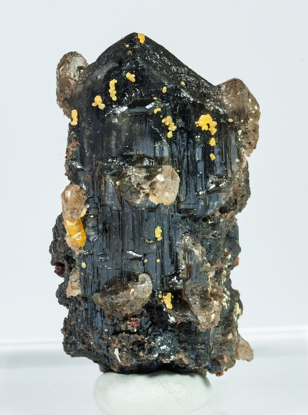 specimens/s_imagesAP6/Cerussite-EFR67AP6r.jpg