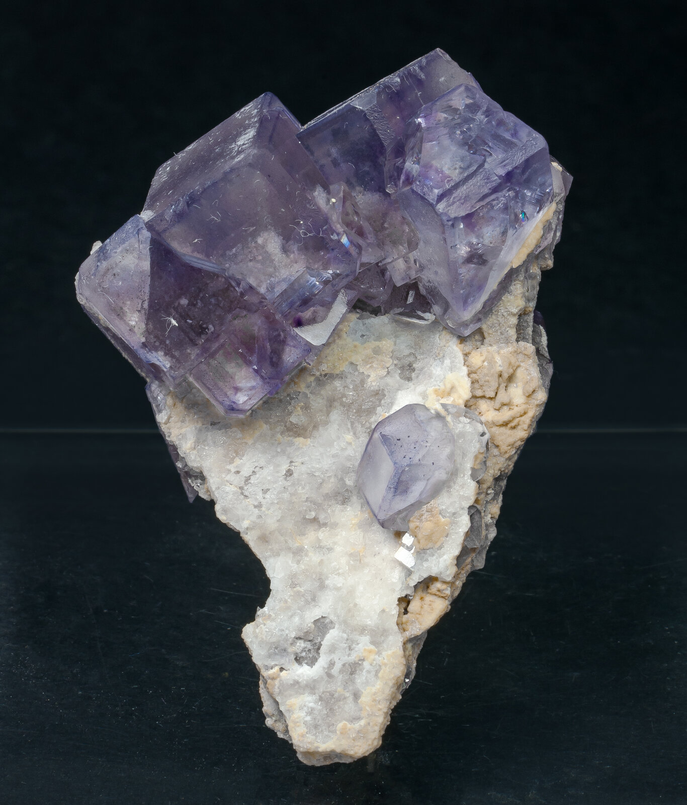 specimens/s_imagesAP6/Fluorite-NRQ96AP6f.jpg