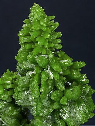 Pyromorphite with Fluorite cast. 