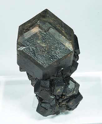 Andradite. Front