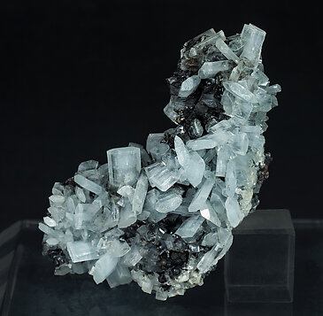 Baryte with Goethite. 