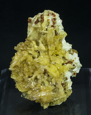 Baryte with Sphalerite and Dolomite. 