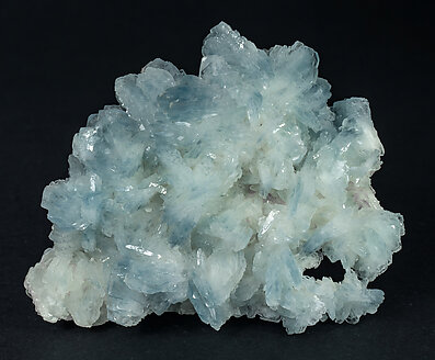 Baryte. Front