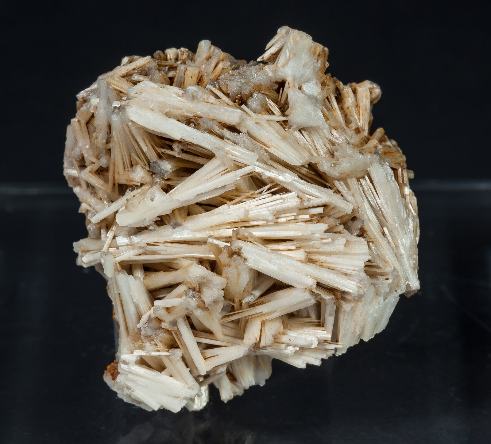 specimens/s_imagesAP8/Cerussite-JXP56AP8s.jpg