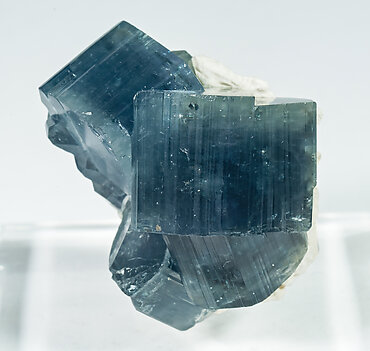 Fluorapatite with Calcite.