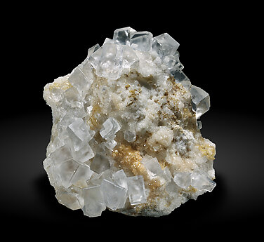 Fluorite with Quartz. Front / Photo: Joaquim Calln