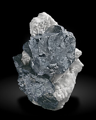 Galena with Dolomite. Side / Photo: Joaquim Callén