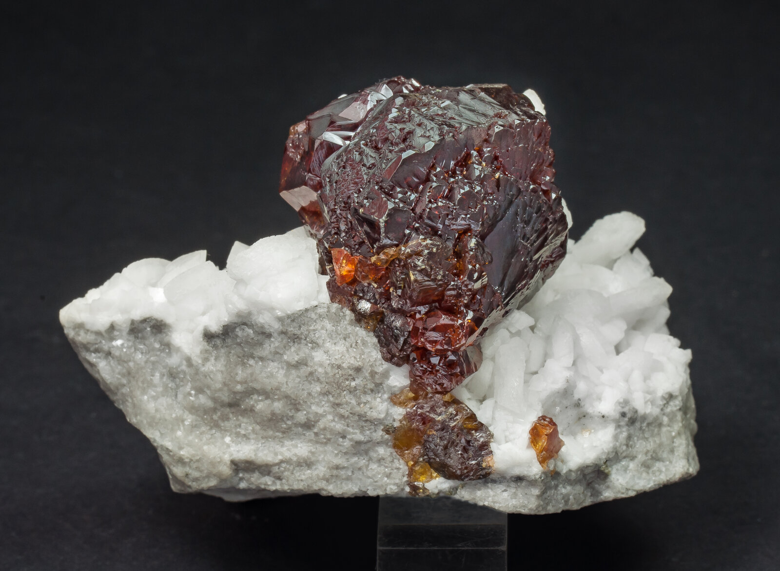 specimens/s_imagesAP8/Sphalerite-TBR92AP8f.jpg